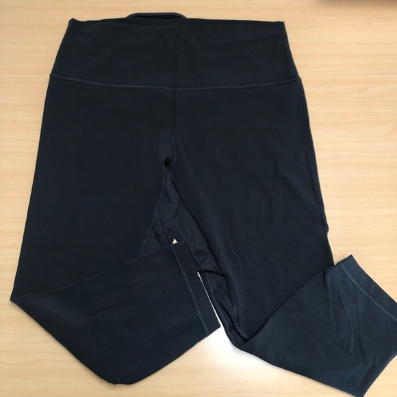 !LAST DAY!  Lululemon align 21” graphite grey - Picture 2 of 8